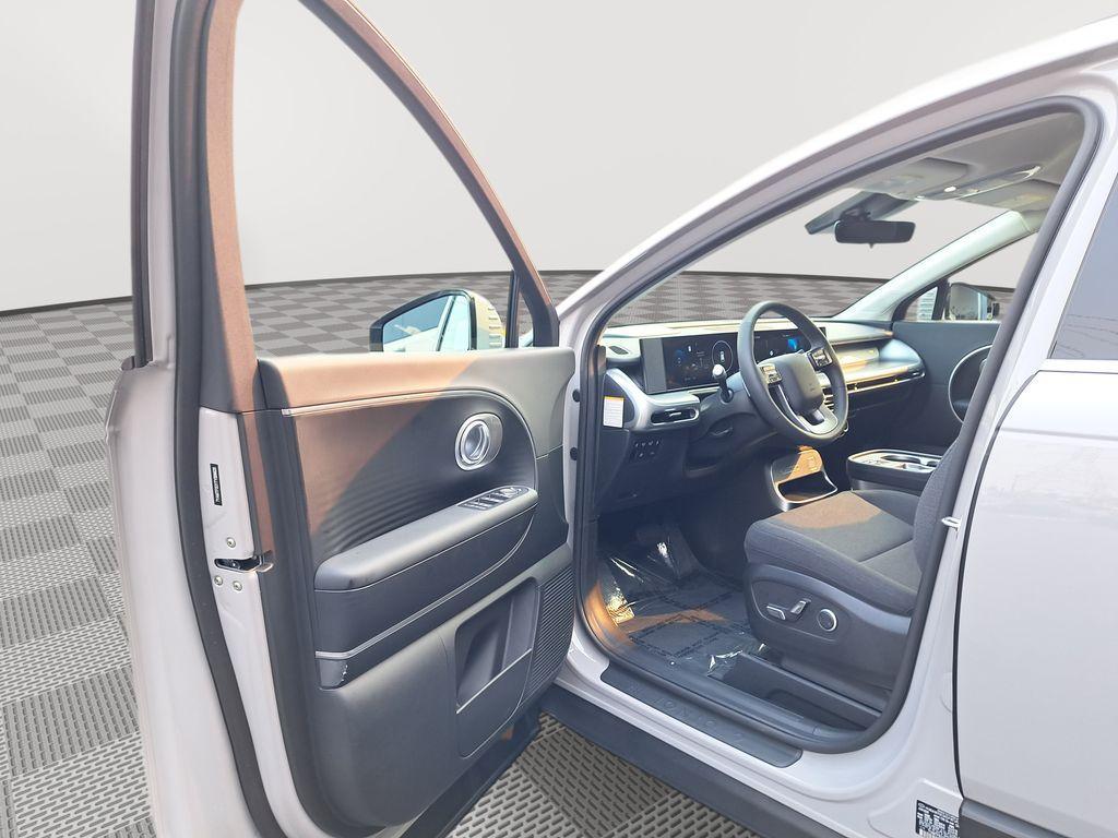 new 2026 Hyundai IONIQ 9 car, priced at $55,557