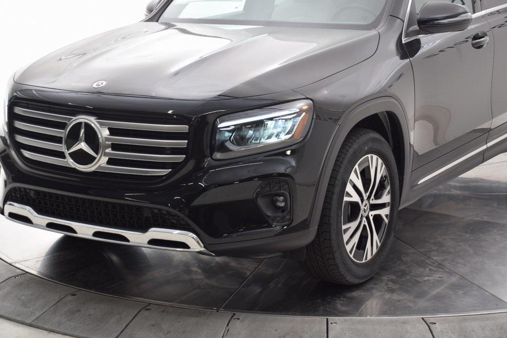 new 2025 Mercedes-Benz GLB 250 car, priced at $47,520