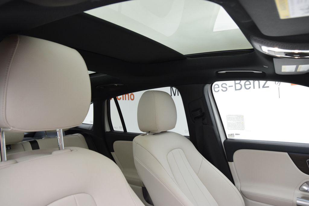 used 2026 Mercedes-Benz GLA 250 car, priced at $39,997