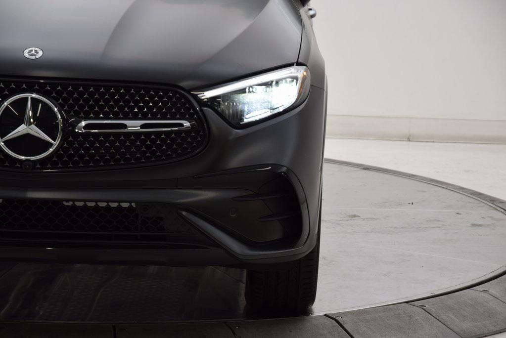 new 2026 Mercedes-Benz GLC 300 car, priced at $60,550