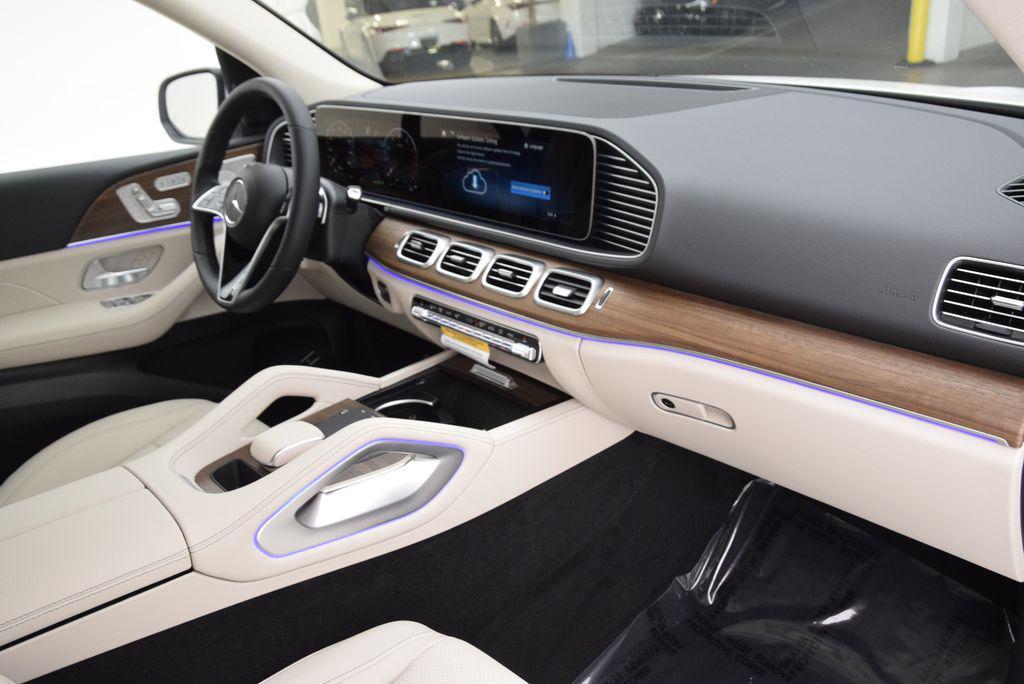 new 2026 Mercedes-Benz GLE 450 car, priced at $82,935