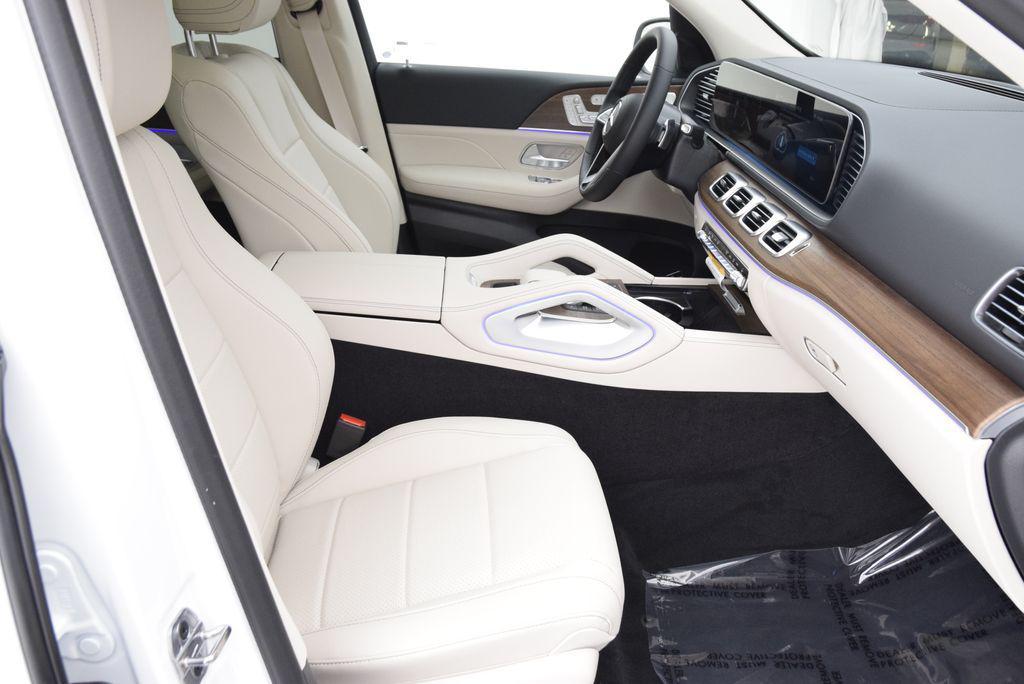 new 2026 Mercedes-Benz GLE 450 car, priced at $82,935