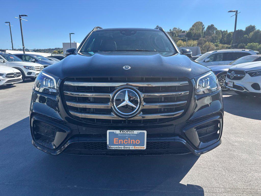 Mercedes-Benz GLS view 2