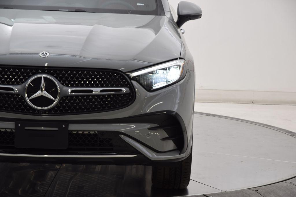 new 2026 Mercedes-Benz GLC 300 car, priced at $61,670