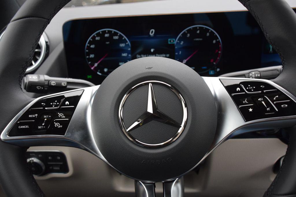 new 2026 Mercedes-Benz GLA 250 car, priced at $44,935