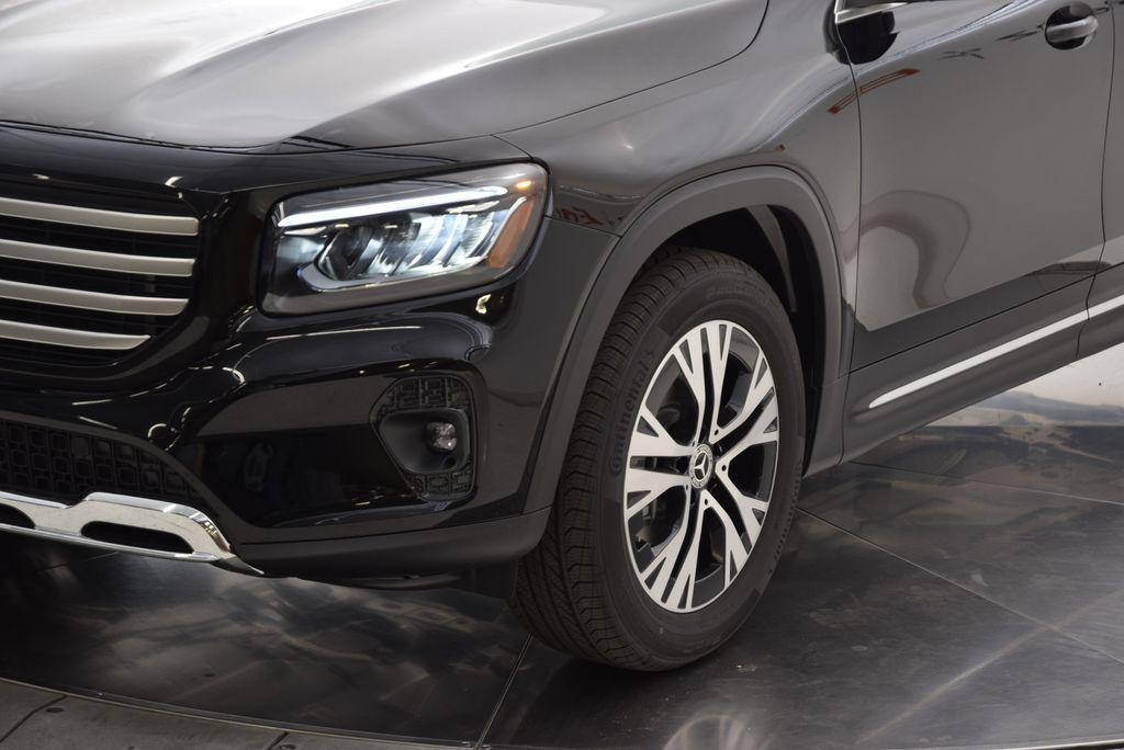 new 2026 Mercedes-Benz GLB 250 car, priced at $47,180