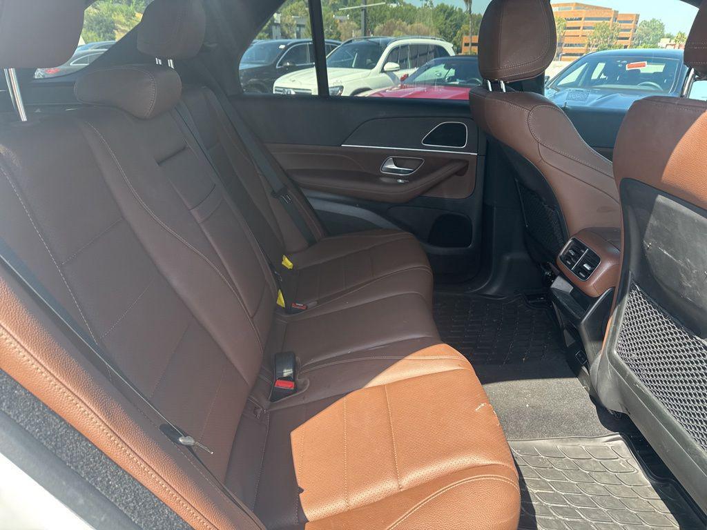used 2025 Mercedes-Benz GLE 450 car, priced at $65,987