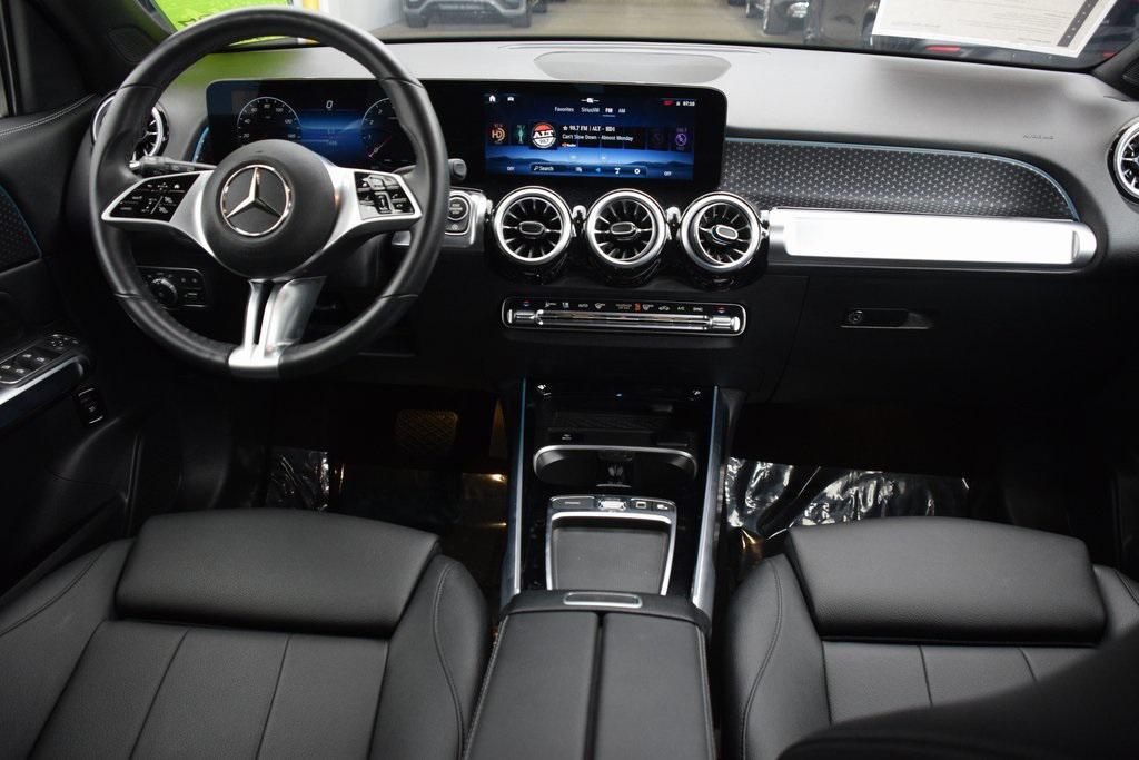 used 2025 Mercedes-Benz GLB 250 car, priced at $41,987