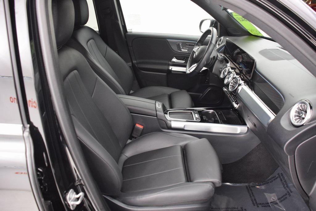 used 2025 Mercedes-Benz GLB 250 car, priced at $41,987