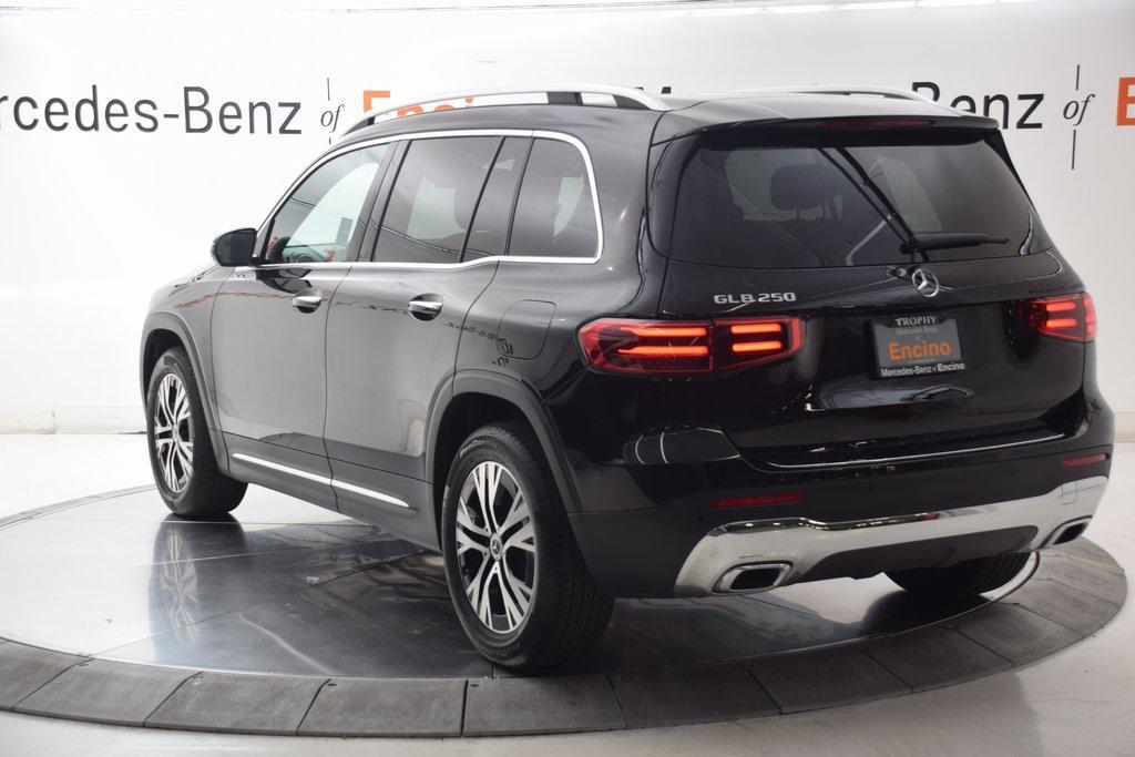 used 2025 Mercedes-Benz GLB 250 car, priced at $41,987
