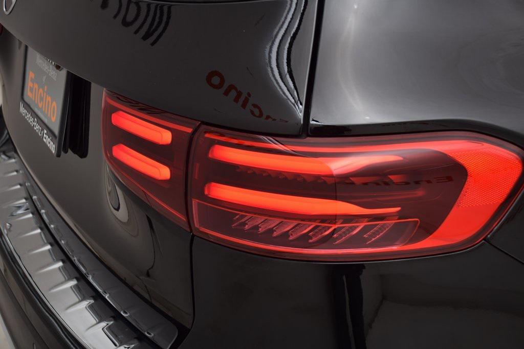 used 2025 Mercedes-Benz GLB 250 car, priced at $41,987