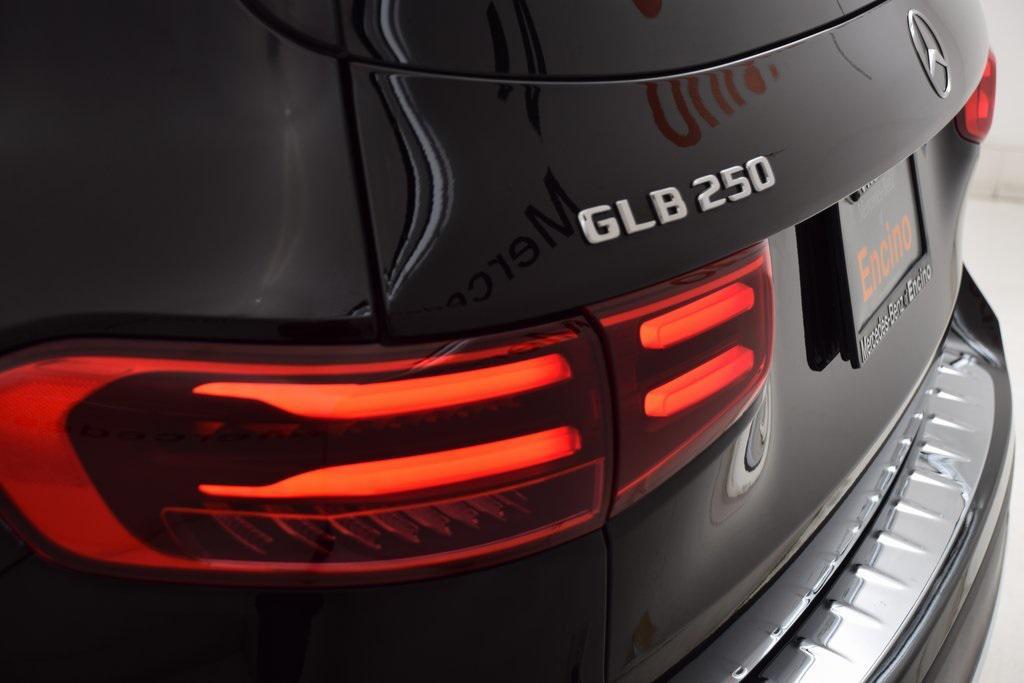 used 2025 Mercedes-Benz GLB 250 car, priced at $41,987