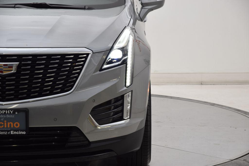 used 2025 Cadillac XT5 car, priced at $34,583