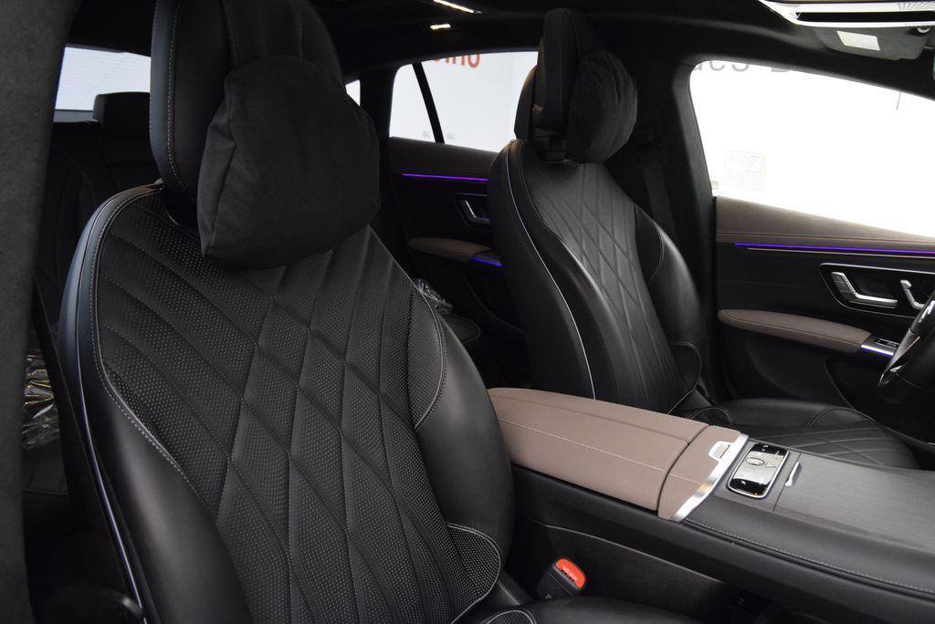 used 2023 Mercedes-Benz EQS 580 car, priced at $58,997
