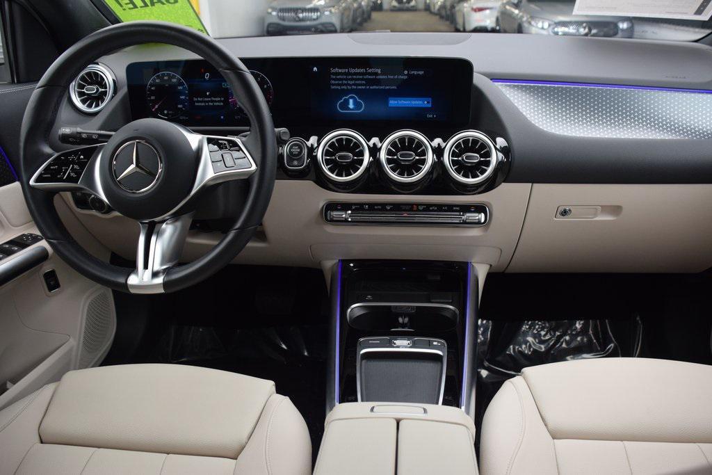 used 2025 Mercedes-Benz GLA 250 car, priced at $35,597