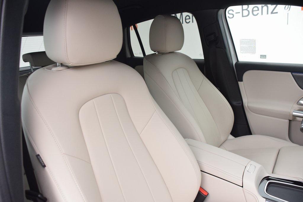 used 2025 Mercedes-Benz GLA 250 car, priced at $35,597