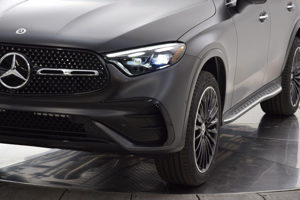 new 2026 Mercedes-Benz GLC 300 car, priced at $75,685