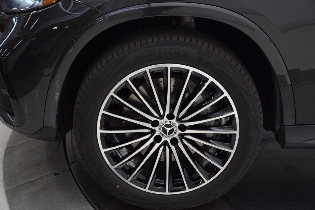 new 2026 Mercedes-Benz GLC 300 car, priced at $59,100