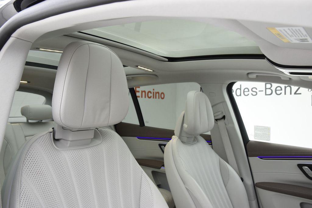 used 2023 Mercedes-Benz EQS 580 car, priced at $61,558
