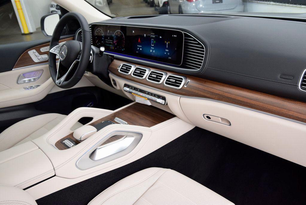 new 2026 Mercedes-Benz GLS 450 car, priced at $103,085