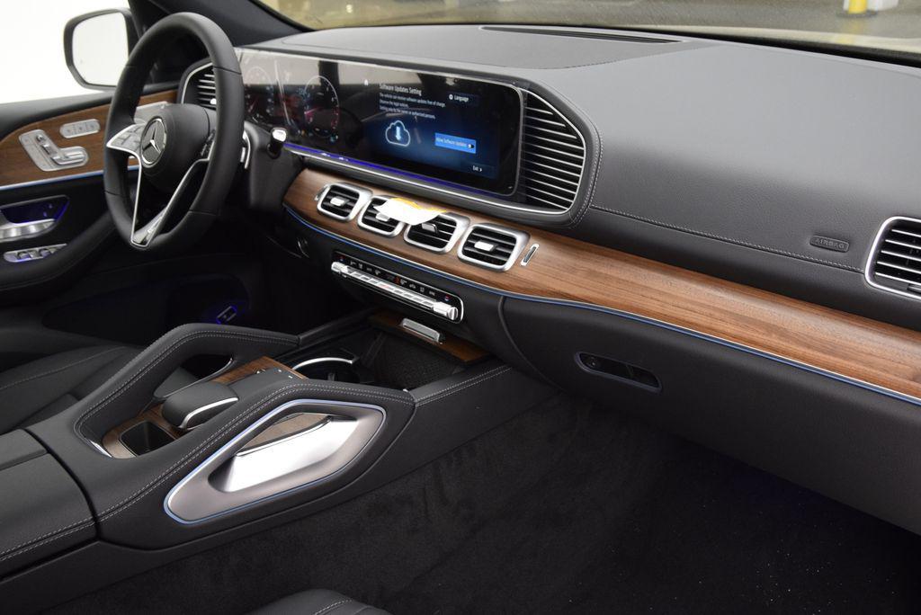 new 2026 Mercedes-Benz GLE 350 car, priced at $72,850