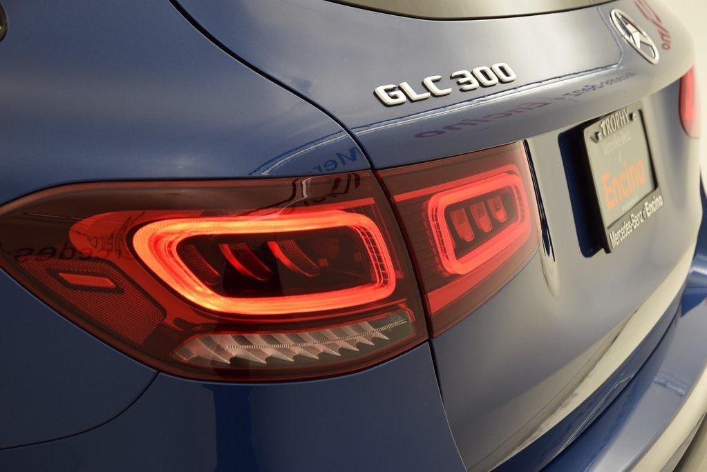used 2022 Mercedes-Benz GLC 300 car, priced at $27,897