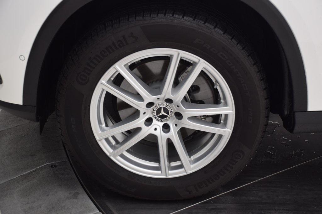 used 2025 Mercedes-Benz GLC 300 car, priced at $47,997