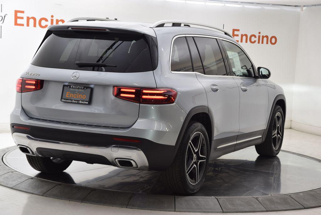 used 2026 Mercedes-Benz GLB 250 car, priced at $39,997