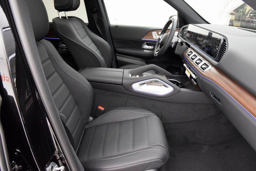 new 2026 Mercedes-Benz GLE 580 car, priced at $97,635