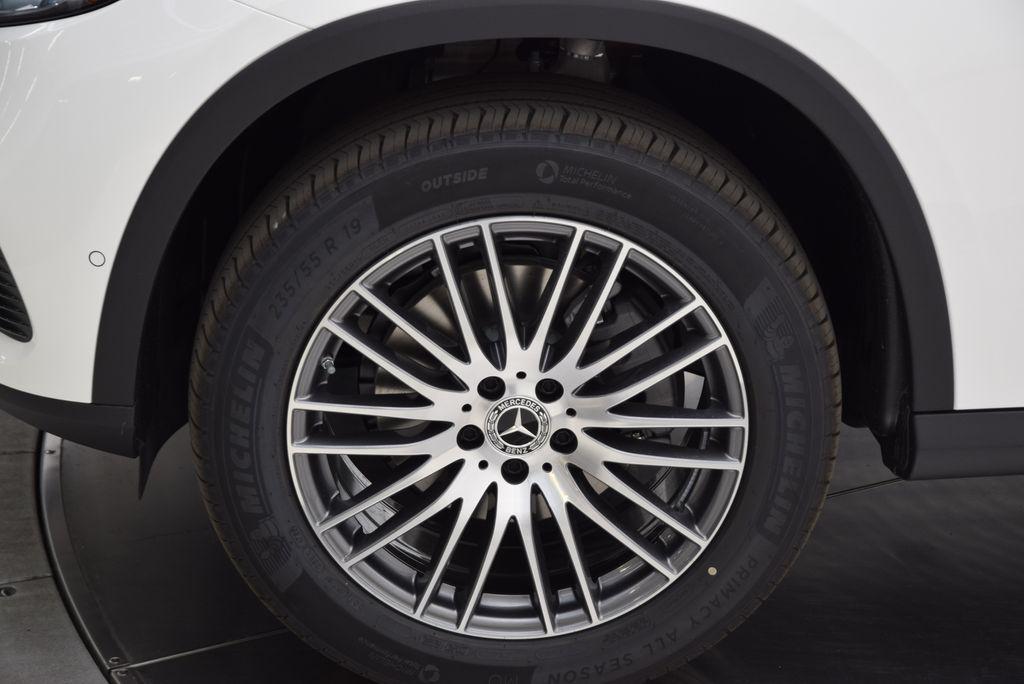 new 2026 Mercedes-Benz GLC 300 car, priced at $52,435