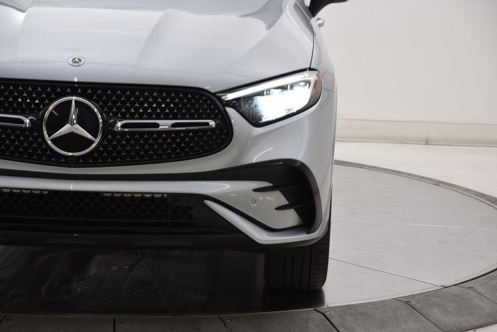 used 2026 Mercedes-Benz GLC 300 car, priced at $47,997