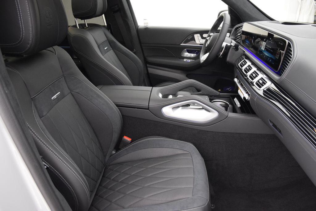 new 2026 Mercedes-Benz AMG GLE 63 car, priced at $146,040