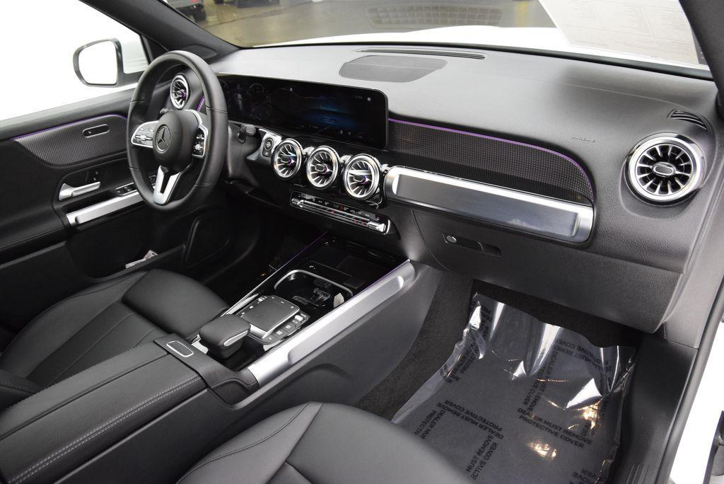 used 2022 Mercedes-Benz GLB 250 car, priced at $31,997