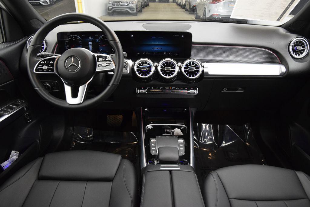 used 2022 Mercedes-Benz GLB 250 car, priced at $31,997