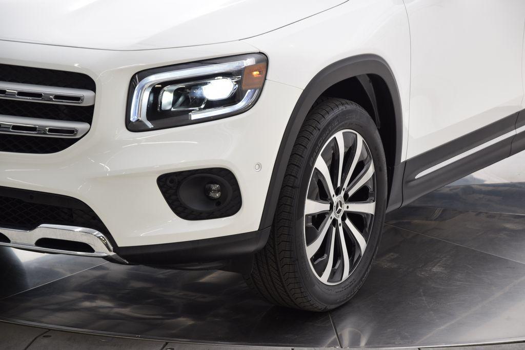 used 2022 Mercedes-Benz GLB 250 car, priced at $31,997