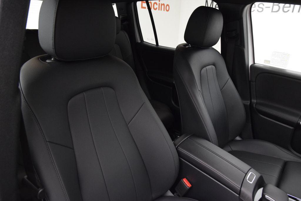 used 2022 Mercedes-Benz GLB 250 car, priced at $31,997