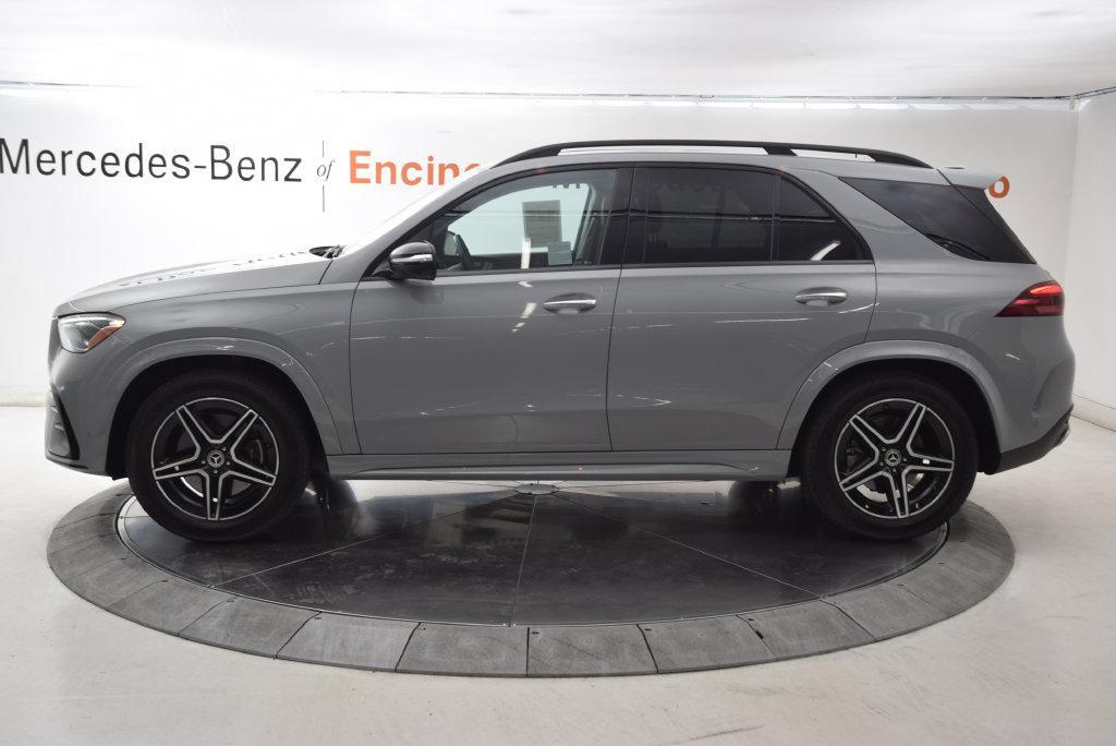 Mercedes-Benz GLE view 3