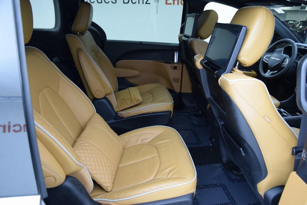 used 2023 Chrysler Pacifica car, priced at $37,998