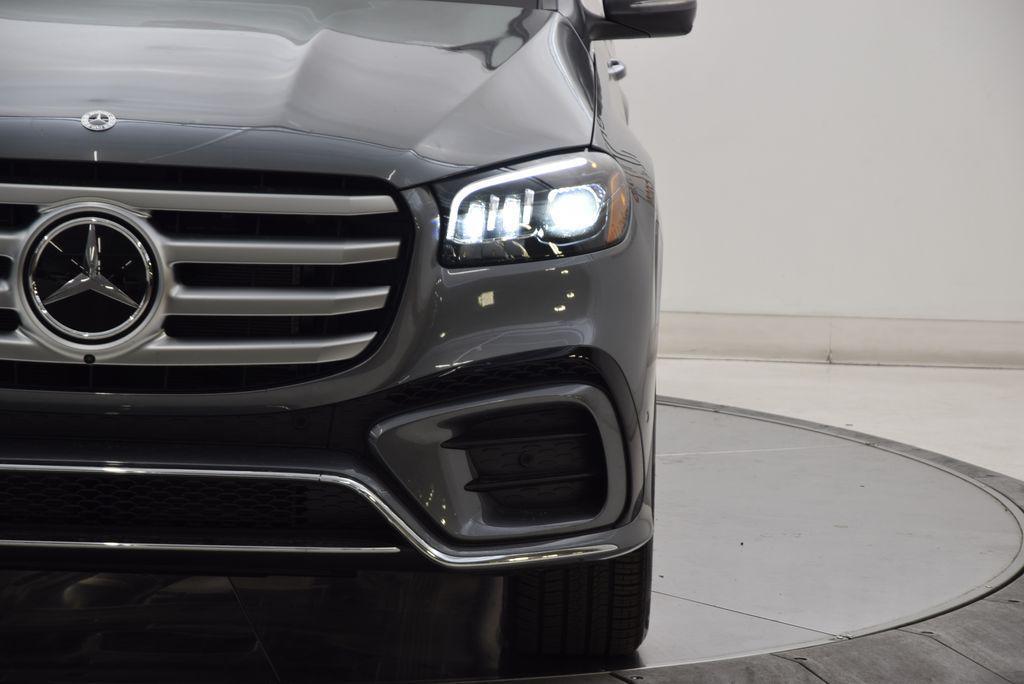 new 2026 Mercedes-Benz GLS 450 car, priced at $96,920
