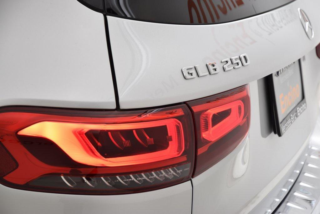 used 2023 Mercedes-Benz GLB 250 car, priced at $29,797