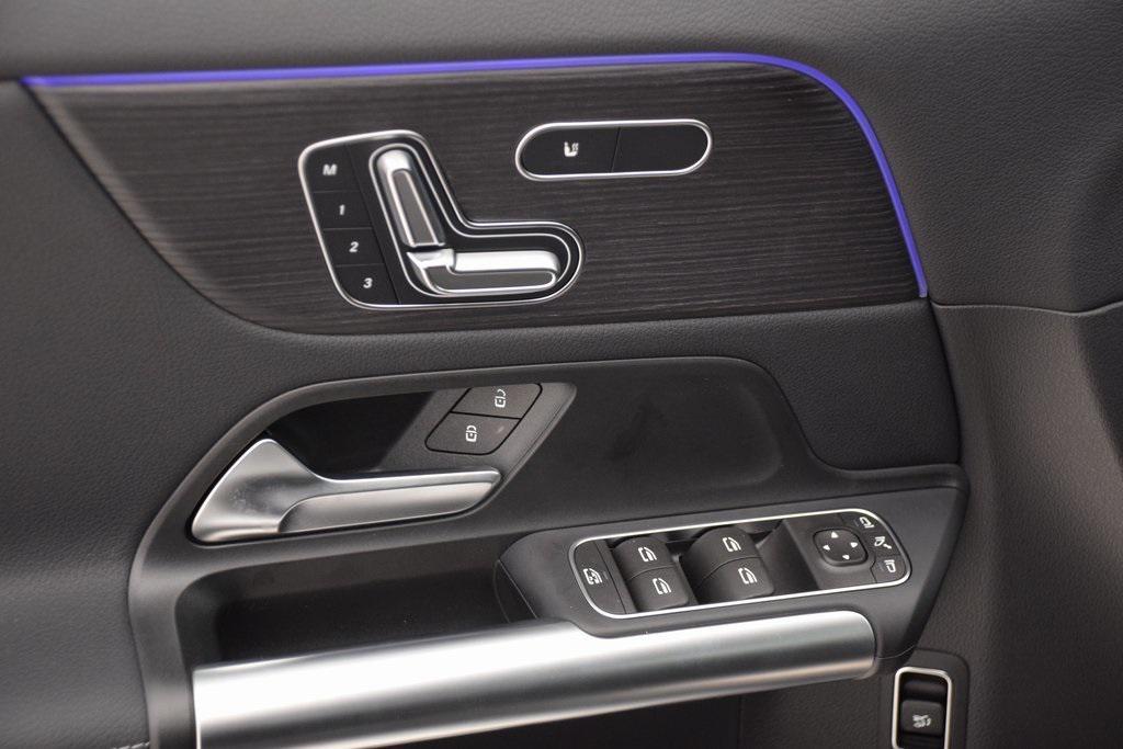 new 2026 Mercedes-Benz GLA 250 car, priced at $49,515