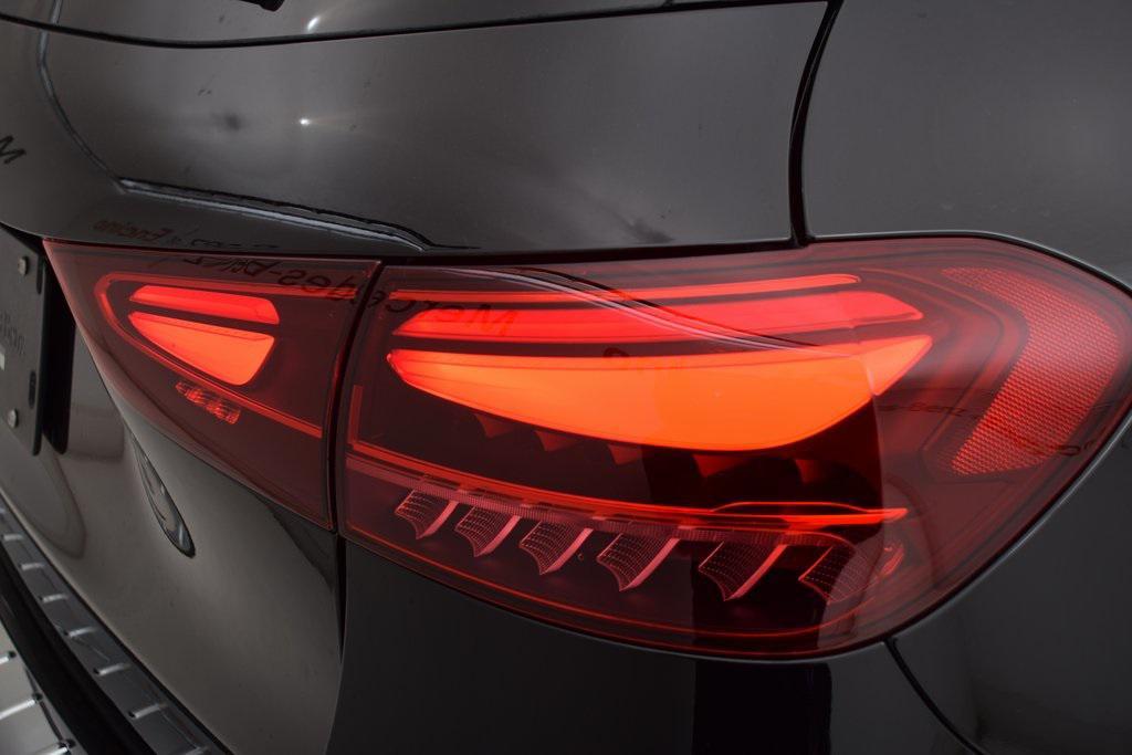 new 2026 Mercedes-Benz GLA 250 car, priced at $43,250