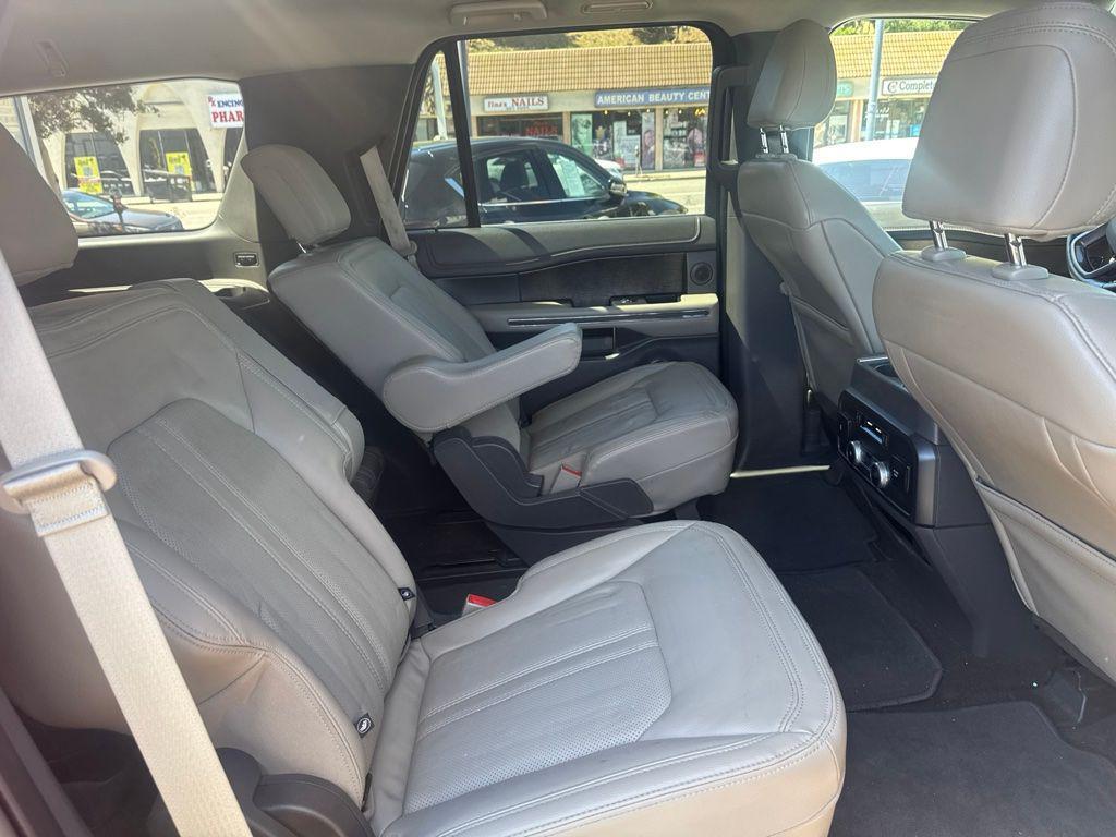 used 2021 Ford Expedition car, priced at $37,998