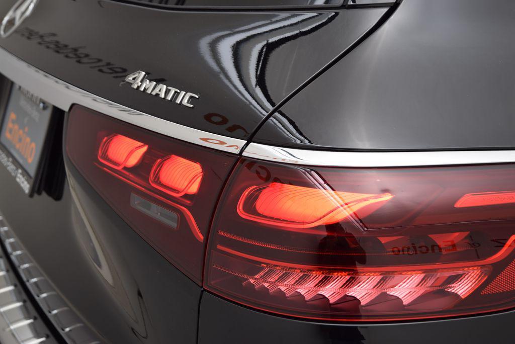 Mercedes-Benz GLS view 14