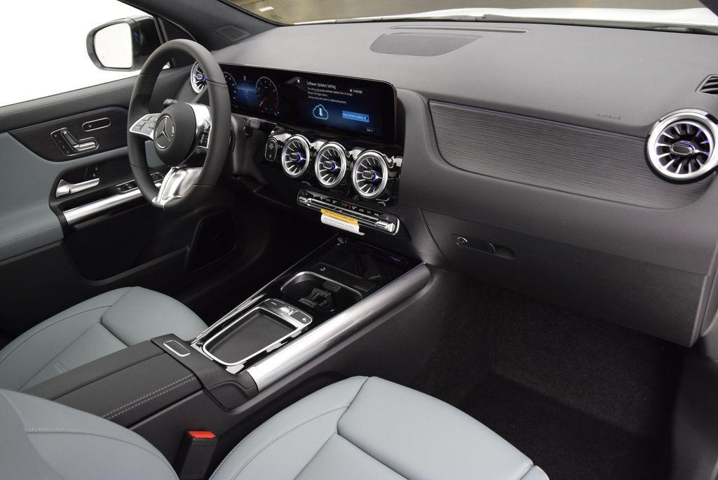 new 2026 Mercedes-Benz GLA 250 car, priced at $49,995