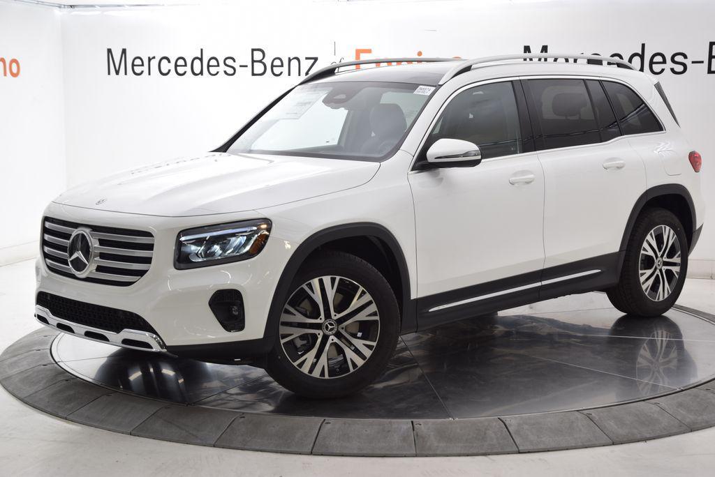 new 2026 Mercedes-Benz GLB 250 car, priced at $46,685