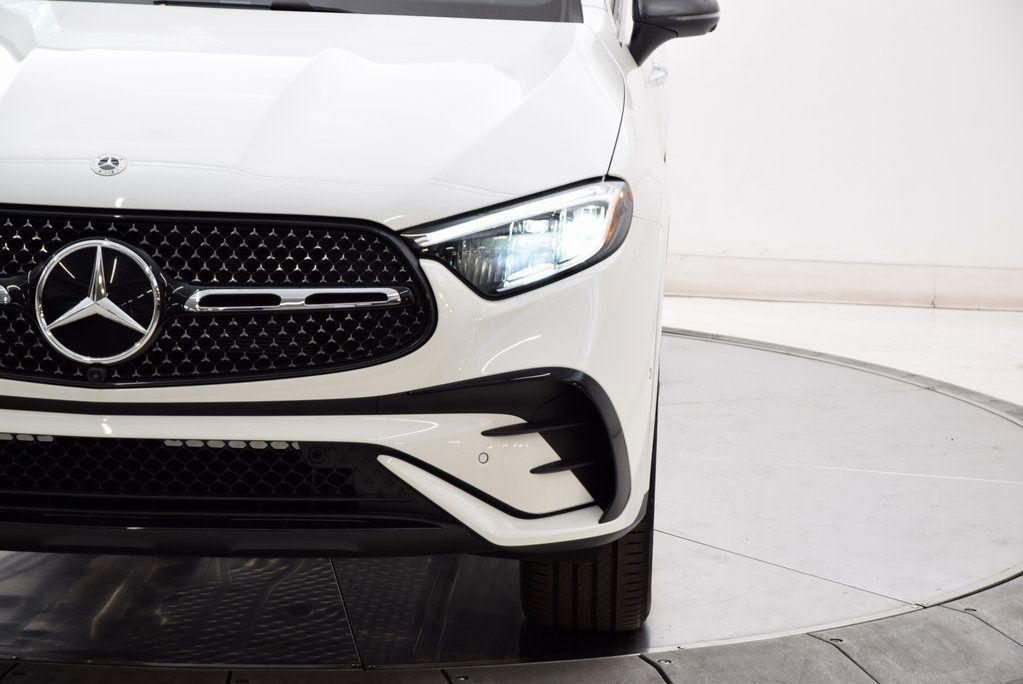 new 2026 Mercedes-Benz GLC 300 car, priced at $60,750