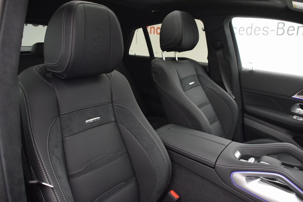 new 2025 Mercedes-Benz AMG GLE 63 car, priced at $141,155