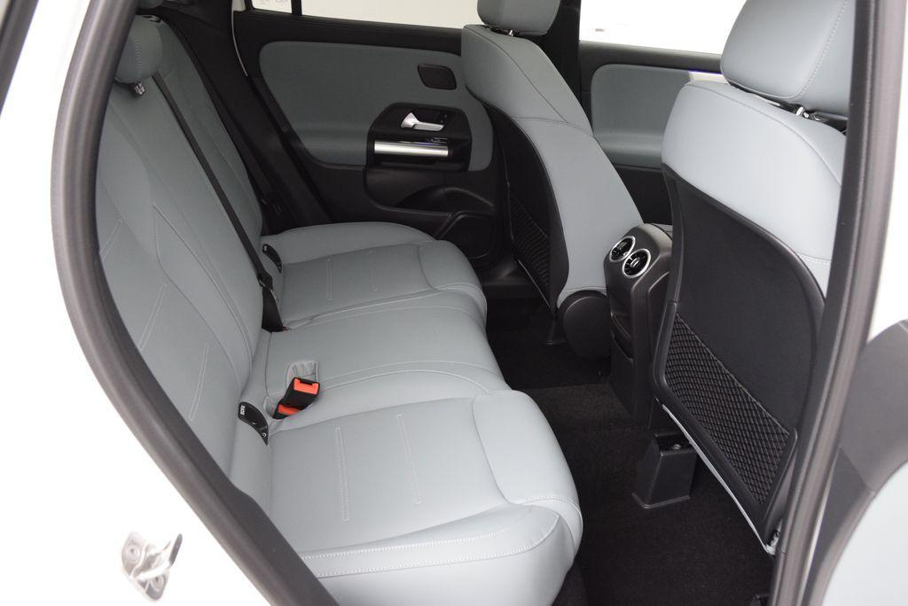 new 2026 Mercedes-Benz GLA 250 car, priced at $48,695