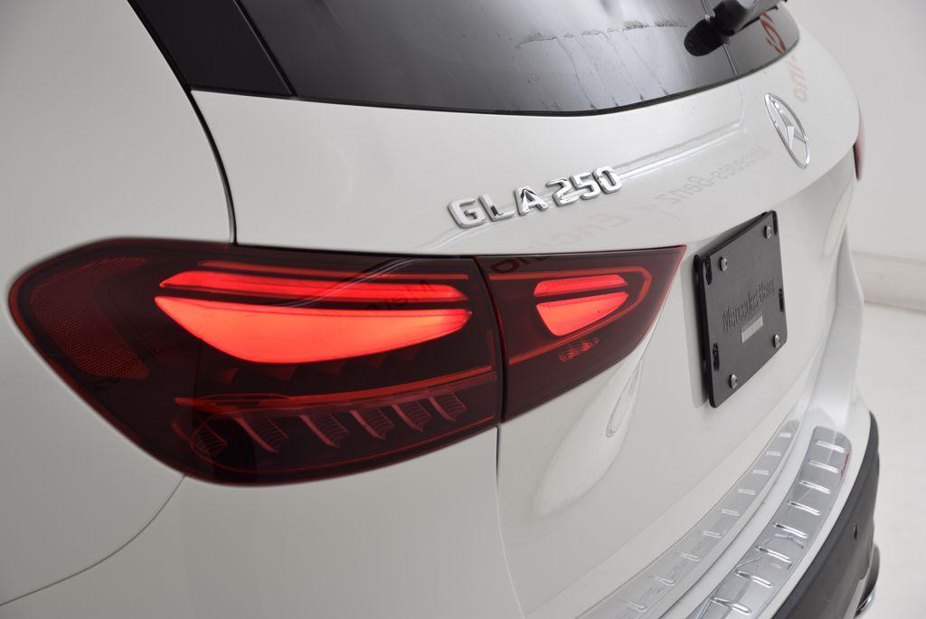 new 2026 Mercedes-Benz GLA 250 car, priced at $48,695